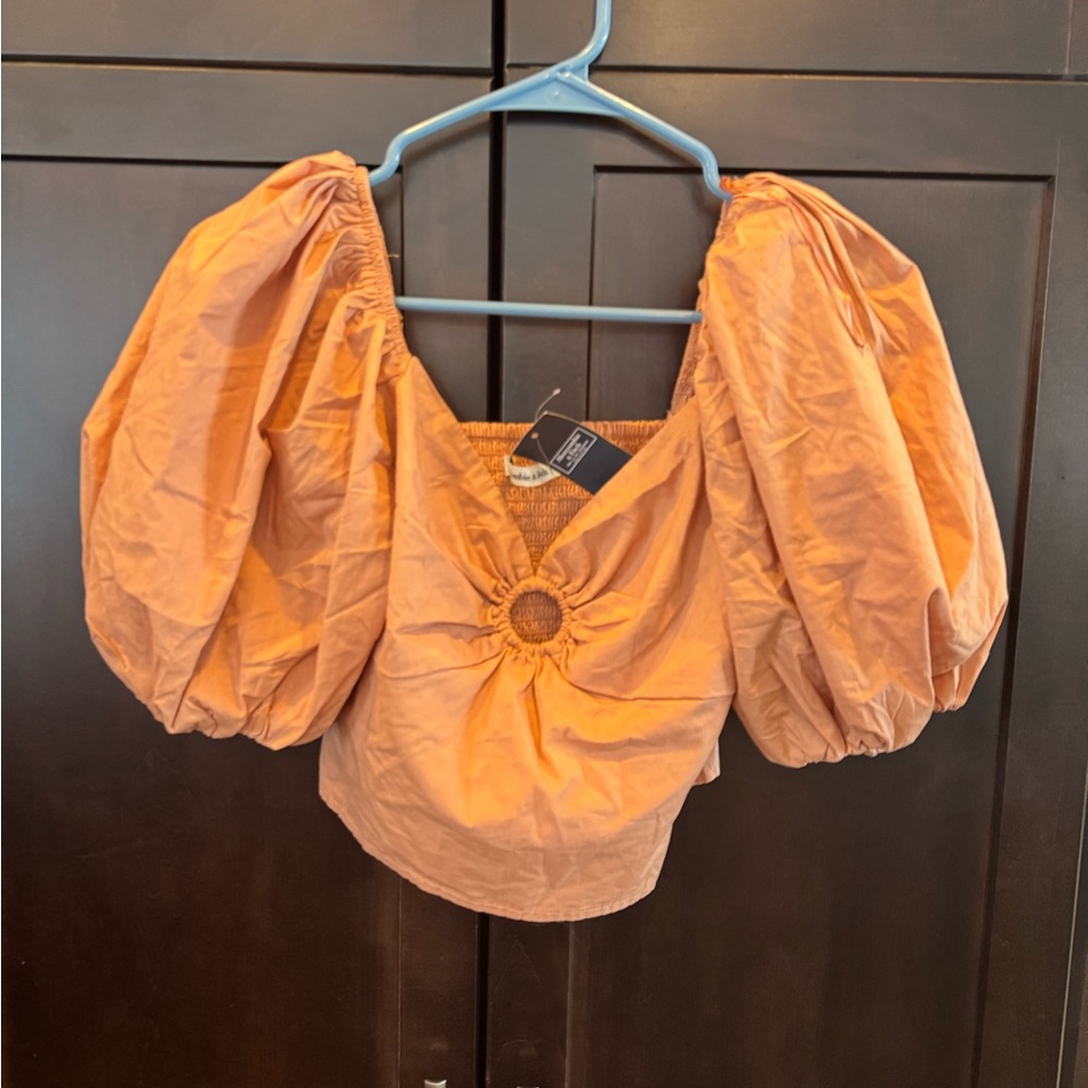 Abercrombie & Fitch Tangerine Puff Sleeve Crop Top
